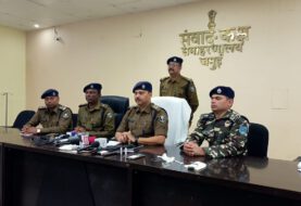 नक्सली के कार्यशैली में पुल निर्माण के ठेकेदारों से मांगा था 50 लाख की लेवी, गुप्त सूचना के आधार पर पुलिस ने किया 5 अपराधियों को गिरफ्तार