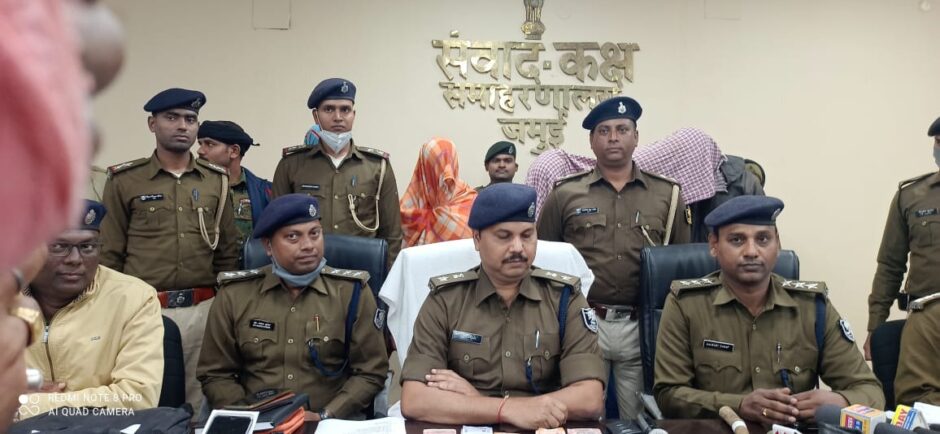 सीएसपी संचालक से लूट के मामले में 24 घंटे के अंदर पुलिस ने किया 5 अपराधी को गिरफ्तार