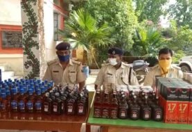 शराब से भरे वाहन को पुलिस ने किया जब्त, कारवाई मे जुटी पुलिस