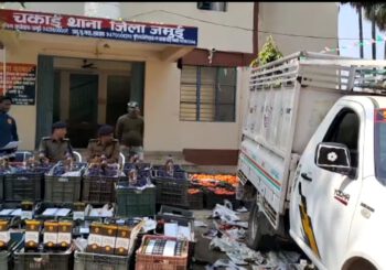 चकाई पुलिस ने भारी मात्रा में अंग्रेजी शराब किया जब्त एक गिरफ्तार