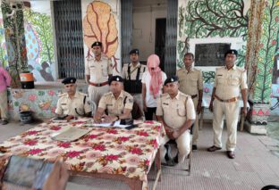 सोशल मीडिया का गलत इस्तेमाल करने का आरोपी को पुलिस ने किया गिरफ्तार