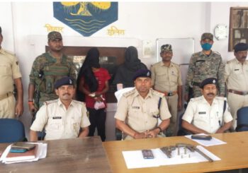 सघन वाहन चेकिंग अभियान के दौरान, हथियार के साथ दो अपराधी गिरफ्तार