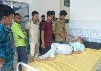 किसान भवन चकाई के समीप बाइक की ठोकर से एक छात्रा घायल