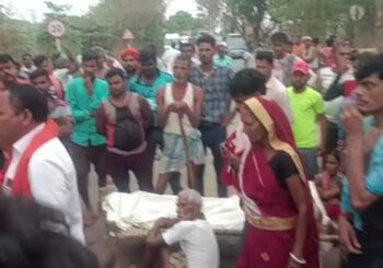 बरनार नदी के लिपटवा घाट पर  बालू में धंसने से एक वृद्ध की गई जान