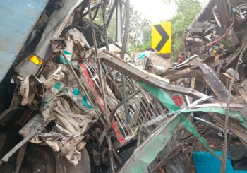 भीटरा गांव के समीप ट्रक और हाईवा में हुई भिड़ंत, 3 लोगों की हुई मौत