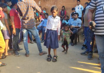जमुई की सीमा को मिला कृत्रिम पैर, चेहरे पर खुशी की चमक