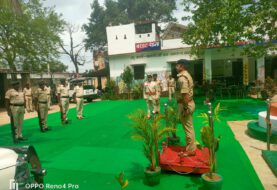 पुलिस अधीक्षक ने किया बरहट थाना का निरीक्षण, थानाध्यक्ष को दिए आवश्यक निर्देश