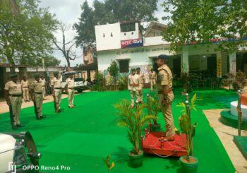 पुलिस अधीक्षक ने किया बरहट थाना का निरीक्षण, थानाध्यक्ष को दिए आवश्यक निर्देश