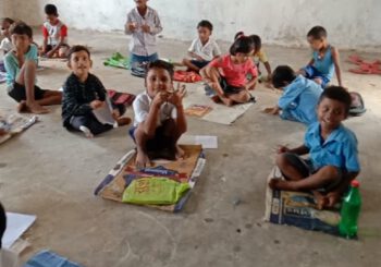 प्राथमिक विद्यालय केवाल मकतब में तीन दिन से नही बन रहा मध्याह्न भोजन
