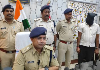 लूटपाट में संलिप्त कुख्यात अपराधी गिरफ्तार, लूट की घटना को अंजाम देकर भाग जाते थे बंगाल