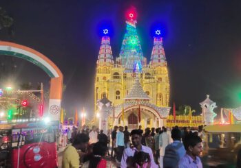 मां कालिका की खुली पट दर्शन को उमड़ी श्रद्धालुओं की भीड़