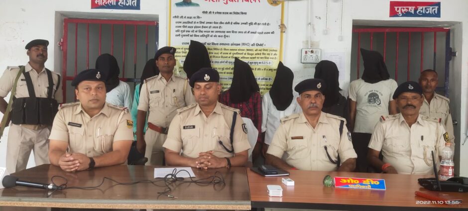 पुलिस पर हमला करने के आरोपी सात बालू तस्कर गिरफ्तार, पुलिस पर हमला कर छुड़ा लिया था जप्त ट्रैक्टर