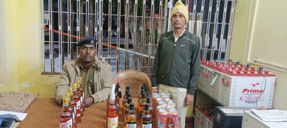 एर्नाकुलम एक्सप्रेस से रेलपुलिस ने बरामद किया बिदेशी शराब,बीयर