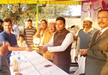 केकेएम कॉलेज में अंतर महाविद्यालय खेल प्रतियोगिता का समापन, जिलाधिकारी के कर कमलों द्वारा हुआ पुरस्कार वितरण