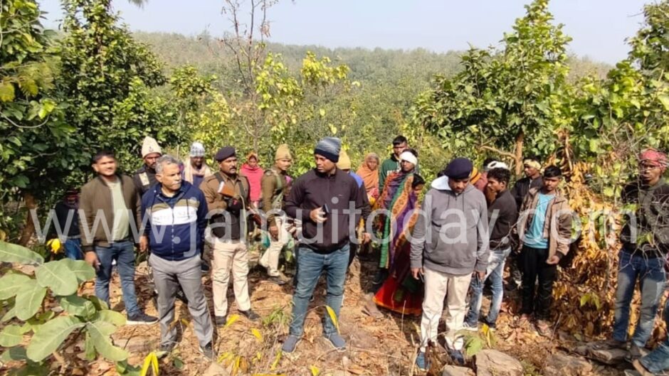 घने जंगलों से पशु व्यवसाई का शव बरामद, दो व्यवसाई लापता