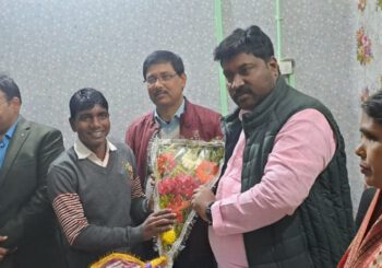 बांका से लौटने के दौरान पंचायती राज मंत्री जमुई के कार्यकर्ताओं से हुए रूबरू