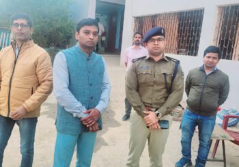 जिलाधिकारी ने किया मैट्रिक परीक्षा सेंटर का निरीक्षण