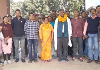 सेवानिवृत होने पर जीआरपी थानाध्यक्ष को दी गई विदाई