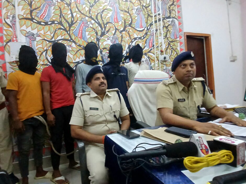 परीक्षा देने जा रहे छात्र के साथ हुई लूट,12 घंटे के अंदर पुलिस ने किया मामले का उद्भेदन