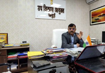 लापरवाही बरतने के आरोप में 10 आवास सहायक के मानदेय वृद्धि पर 3 साल की रोक