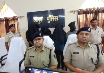 लूट कांड के 3 अभियुक्त और हत्याकांड के दो अभियुक्त को पुलिस ने किया गिरफ्तार