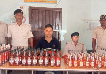 विदेशी शराब की बड़ी खेप को पुलिस ने किया जप्त,  तस्कर फरार