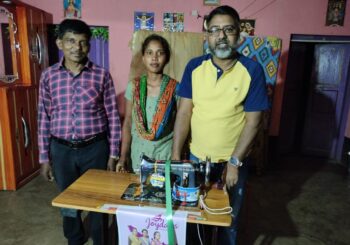 भूमि पूजन के साथ ही कंपनी का ऐलान, क्षेत्र की हर आदिवासी लड़की को शादी में उपहार स्वरूप देगी सिलाई मशीन