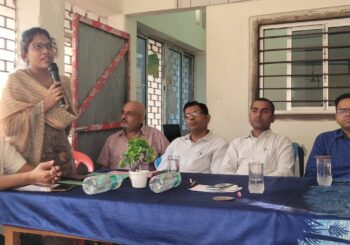 स्थानांतरित अवर निबंधक पदाधिकारी को दस्तावेज नवीस संघ ने दी विदाई