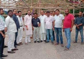 प्रधानमंत्री के कार्यक्रम को लेकर रेल अधिकारी व लोजपा (रा )कार्यकर्ताओं ने किया दौरा