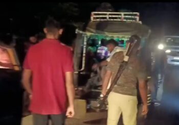 ऑटो की आमने सामने टक्कर में आधा दर्जन लोग घायल, एक की हालत नाजुक