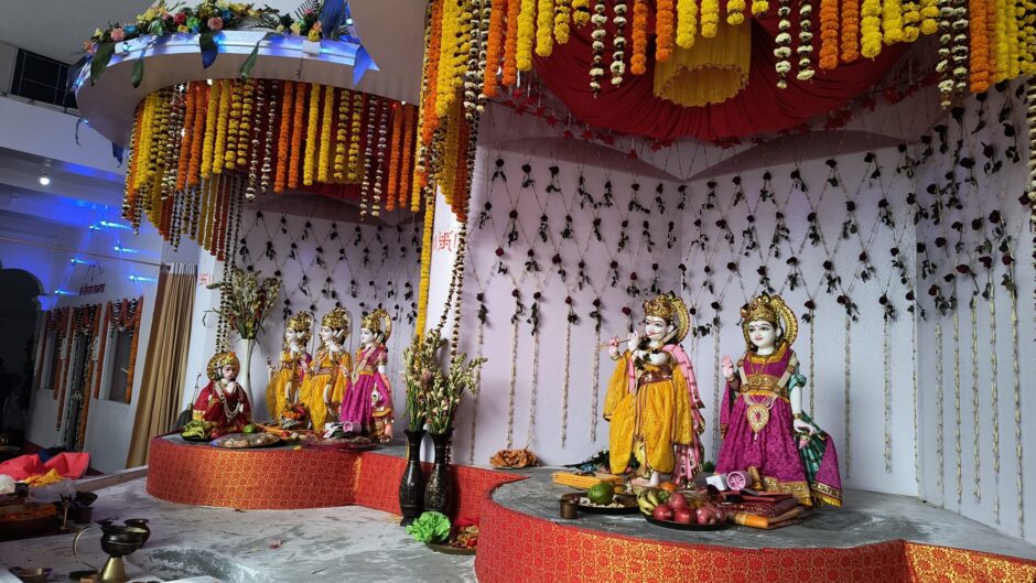 मां कालिका मंदिर में विराजे रघुराई, जय श्री राम ,जय श्री राम के नारे से भक्ति में हुआ इलाका