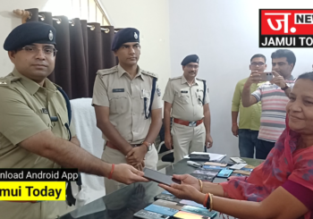 मोबाइल के लिए मंदिर में मांगी मन्नत, जब चकाई के पूर्व विधायक सावित्री देवी का चोरी हुआ मोबाइल