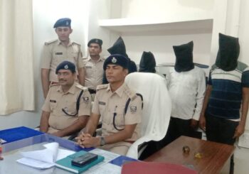 रेलवे स्टेशन से उतरे यात्रियों को बनाते थे अपना निशाना, घर पहुंचने के झांसे में लेकर करते थे लूटपाट