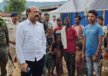 डीएम की गांव में दस्तक के बाद चोरमारा में लगेगा ग्राम विकास शिविर