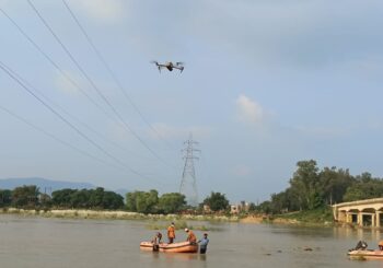 नदी में डूबे बिजली मिस्त्री के शव को SDRF ने 23 घंटे बाद नदी से निकाला