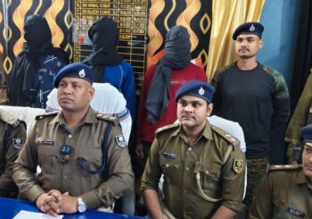 चोरी की बाइक के साथ तीन आरोपी को पुलिस ने किया गिरफ्तार