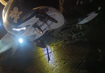 पुलिस ने बाइक के साथ 24 लीटर विदेशी शराब किया जप्त