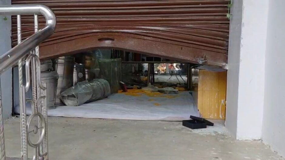 सिकंदरा में हथियारबंद नकाबपोशों का कहर, सर्राफा व्यवसायी के घर-दुकान में दो घंटे तक डकैती, 60 लाख के जेवरात लूटे