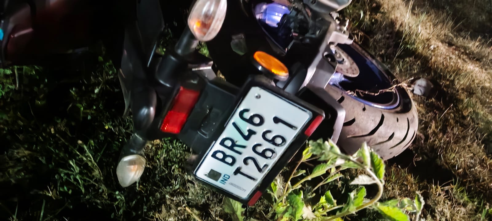 सोनो में अज्ञात वाहन की टक्कर से युवक की मौत, ससुराल आए रंजीत दास ने मौके पर तोड़ा दम