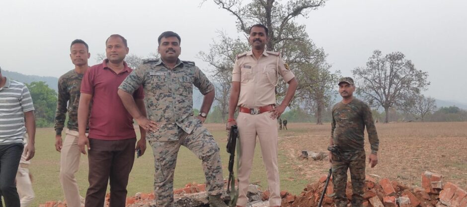 गुरमाहा में नक्सलियों का स्मृति पिंड ध्वस्त, STF-पुलिस की संयुक्त कार्रवाई से बदली तस्वीर