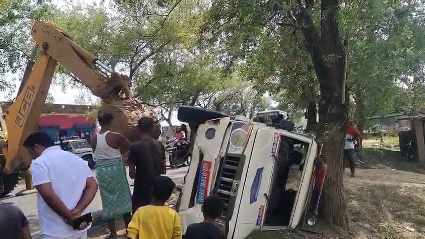 जमुई में शेखपुरा पुलिस की गाड़ी पलटी, दरोगा समेत छह घायल