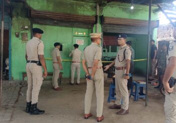 बालू चालान केंद्र पर हथियारबंद बदमाशों का धावा, 8 लाख रुपये लूटे , विरोध करने पर दो कर्मचारियों को मारा चाकू