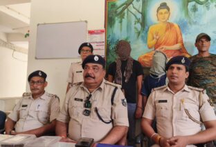 पंचपहाड़ी में लड़की के साथ बैठे युवक से लूट, विरोध पर मारपीट कर बाइक, मोबाइल और चांदी का कड़ा छीना