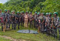 बड़े पत्थरों के बीच मिला हथियारों का ठिकाना, हल्दिया झरना के जंगल से 3 अवैध हथियार बरामद