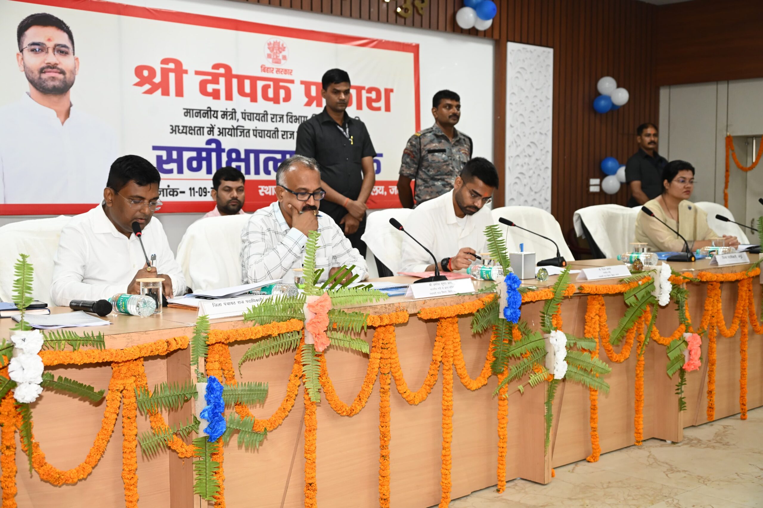 152 पंचायतों में पंचायत सरकार भवन को मिली मंजूरी, 69 भवन पूर्ण और 69 निर्माणाधीन; मंत्री ने योजनाओं की समीक्षा कर दिए सख्त निर्देश