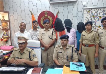 जमुई में बिजली तार चोरी करने वाले गिरोह का पर्दाफाश, तीन आरोपी गिरफ्तार; भारी मात्रा में उपकरण बरामद