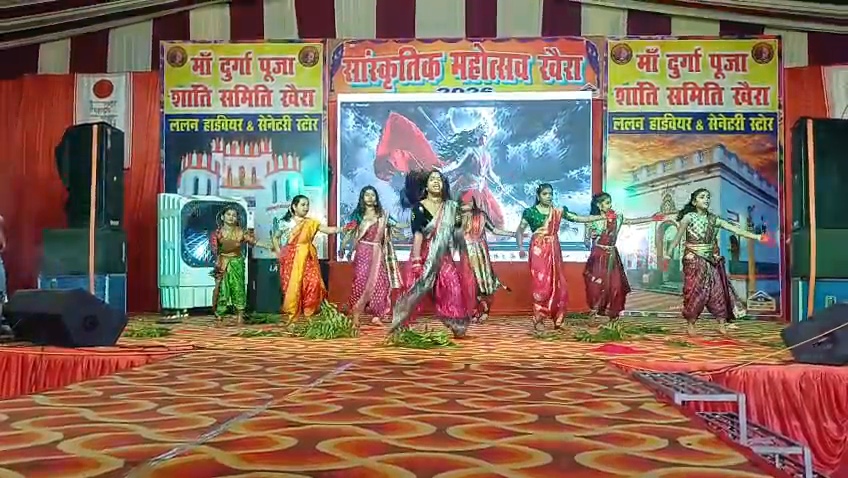 मां दुर्गा पूजा शांति समिति खैरा की ओर से गरबा नाइट एवं डांडिया का भव्य आयोजन, भक्तिमय माहौल में झूमे श्रद्धालु