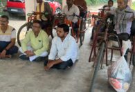 दुर्गा पूजा पर कुमार सुदर्शन सिंह ने बांटी खुशियां, 15 दिव्यांग परिवारों को दिया दो महीने का राशन